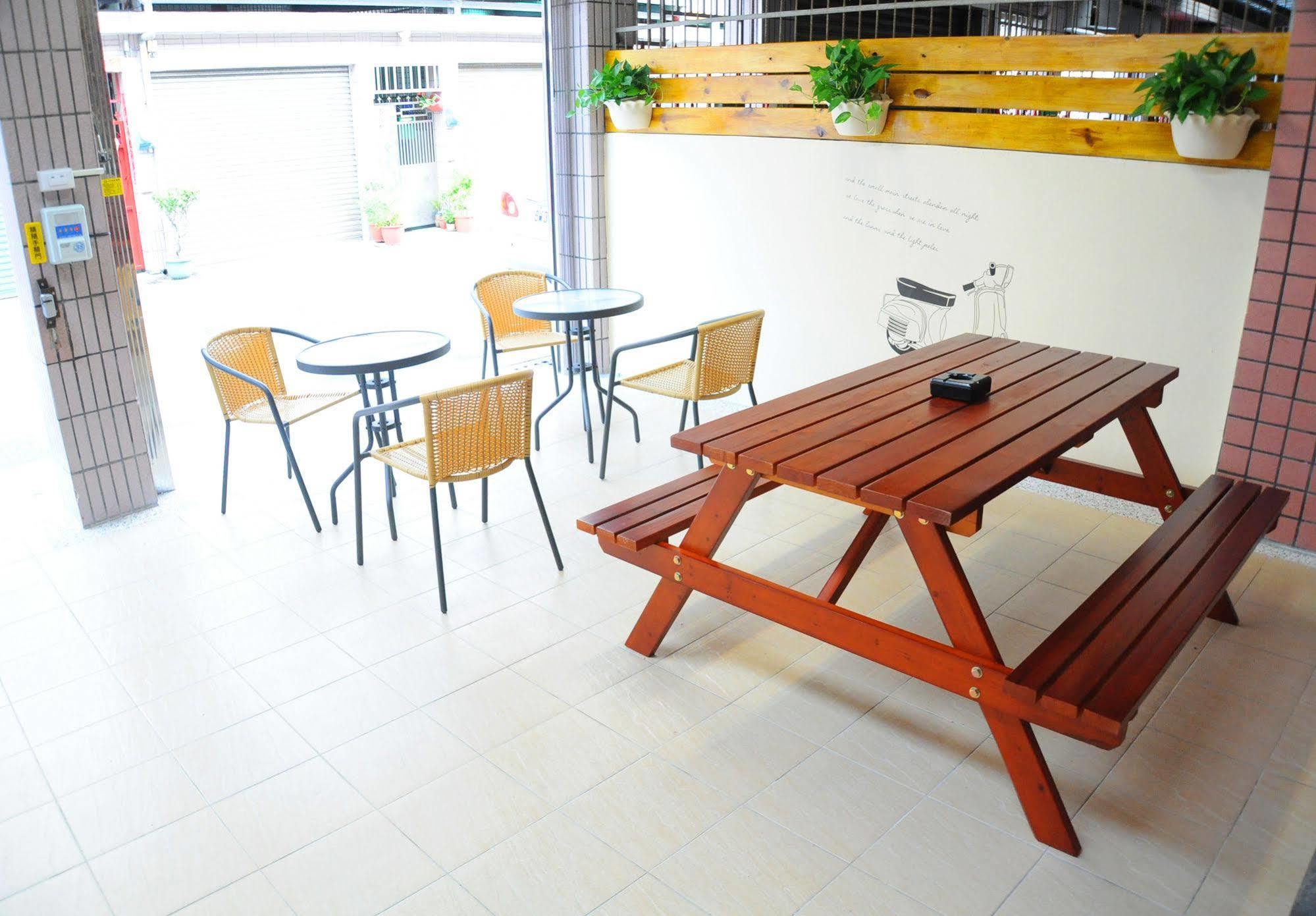 Enjoy Lane 17 B&B Taitung Exterior foto